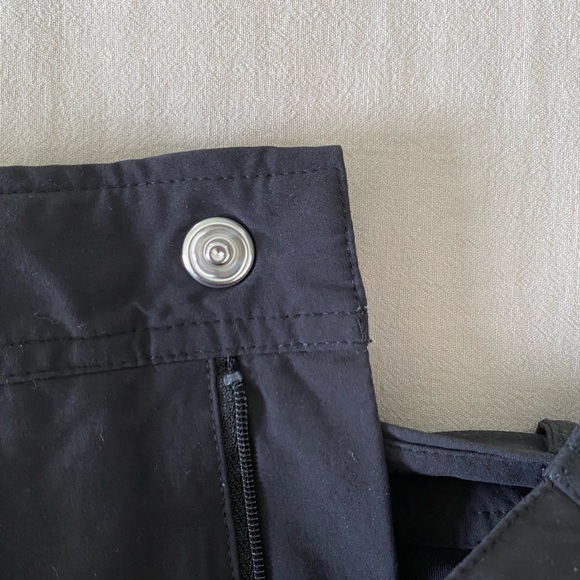 The North Face skort size 8 black - Picture 7 of 12